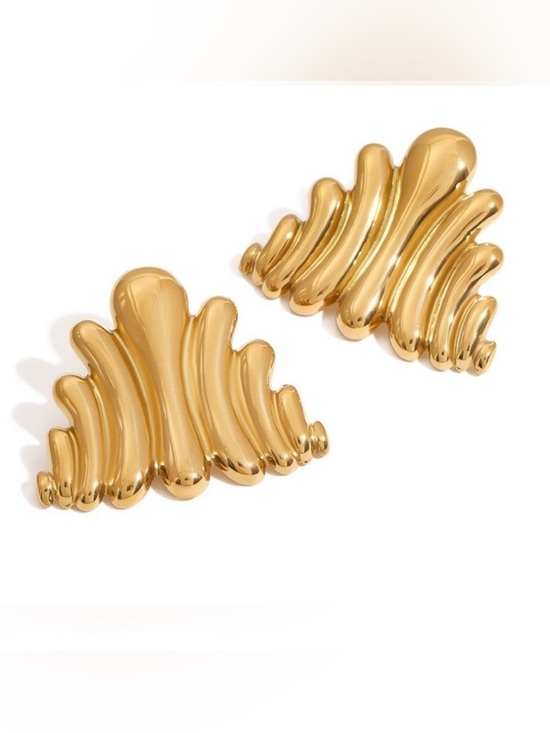 Anthropologie Jewelry - Elegant Gold Wave Earrings